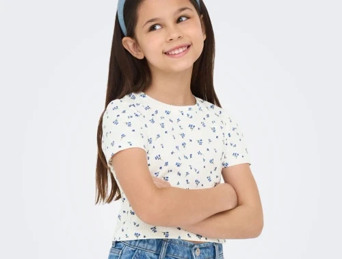 Kids ONLY top hvid med blå blomster